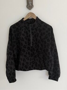 Old Navy Leopard Plush Fleece Cropped Pullover M Gorpcore Y2K